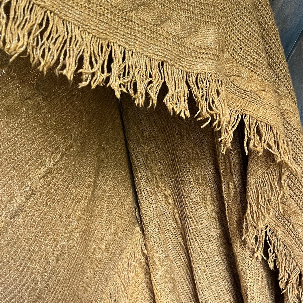 SHEIN Rust Cable Knit‎ Poncho with Fringe - Picture 8 of 8
